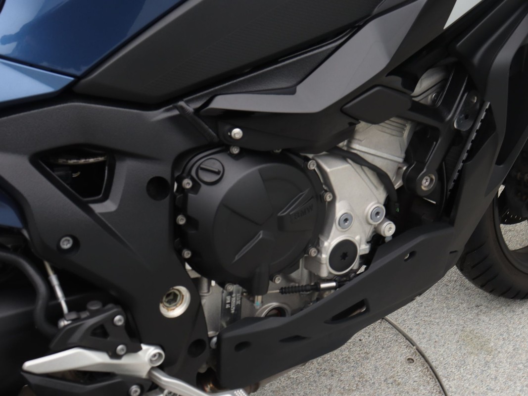 BMW S 1000 XR