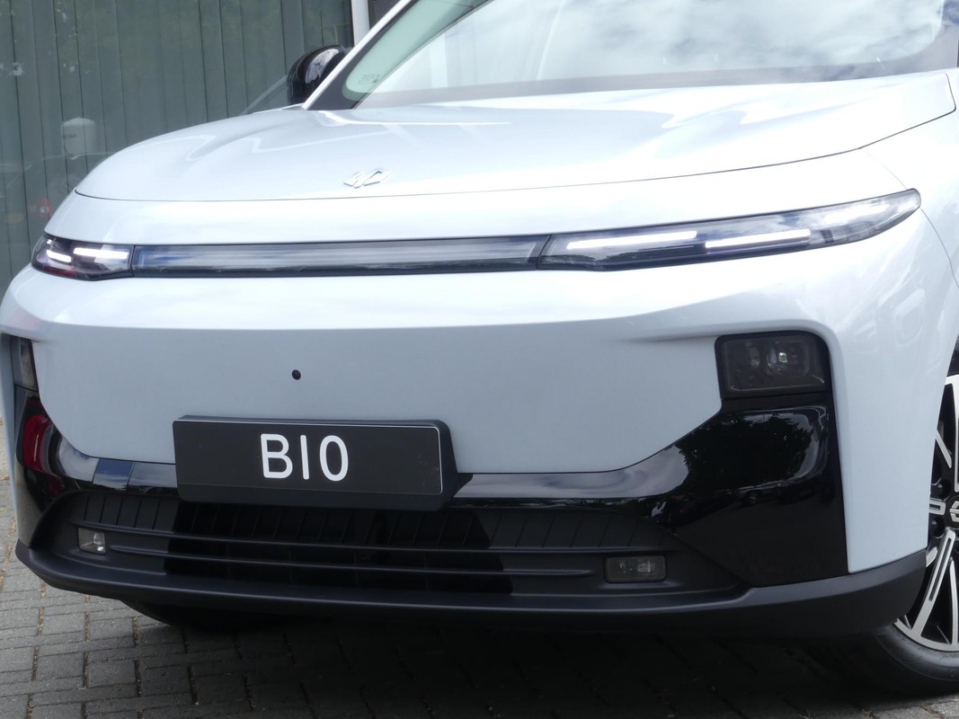 Leapmotor B10