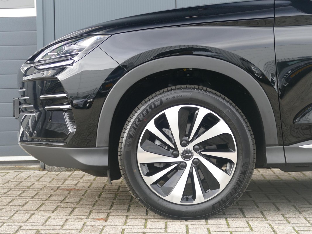 BYD SEAL U