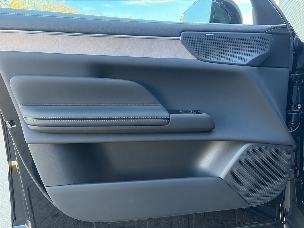 Volvo ES90