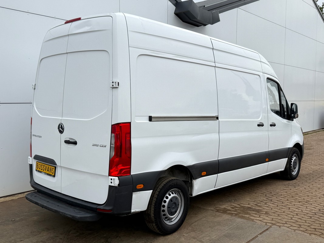 Mercedes-Benz Sprinter