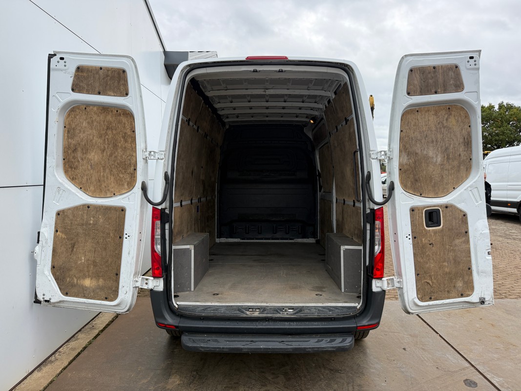 Mercedes-Benz Sprinter