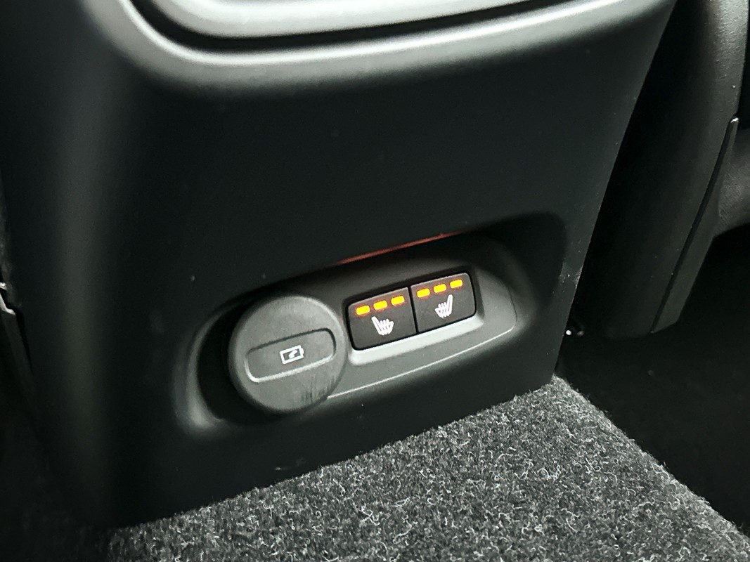Volvo EC40
