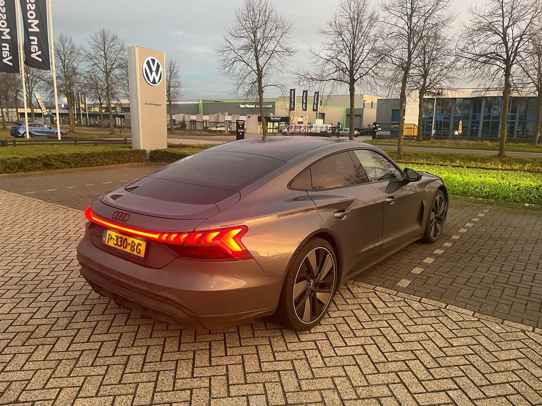 Audi e-tron GT