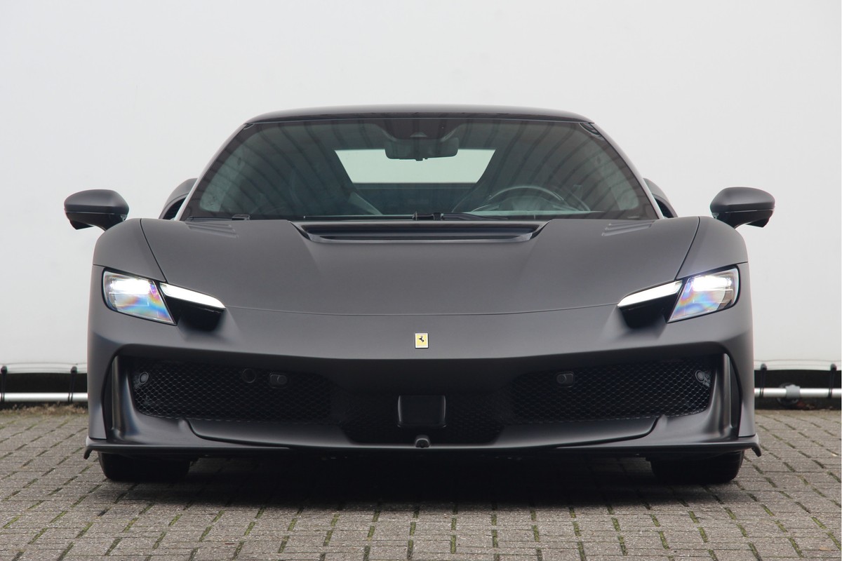 Ferrari 296