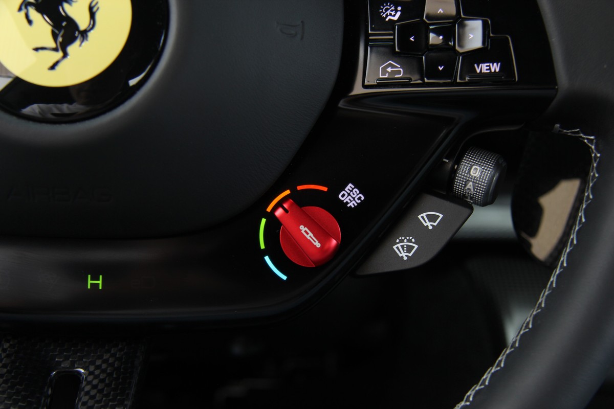 Ferrari 296