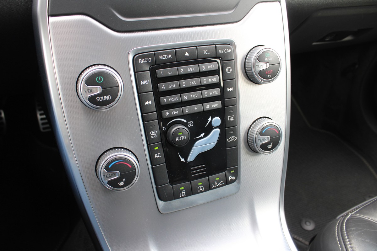 Volvo XC70