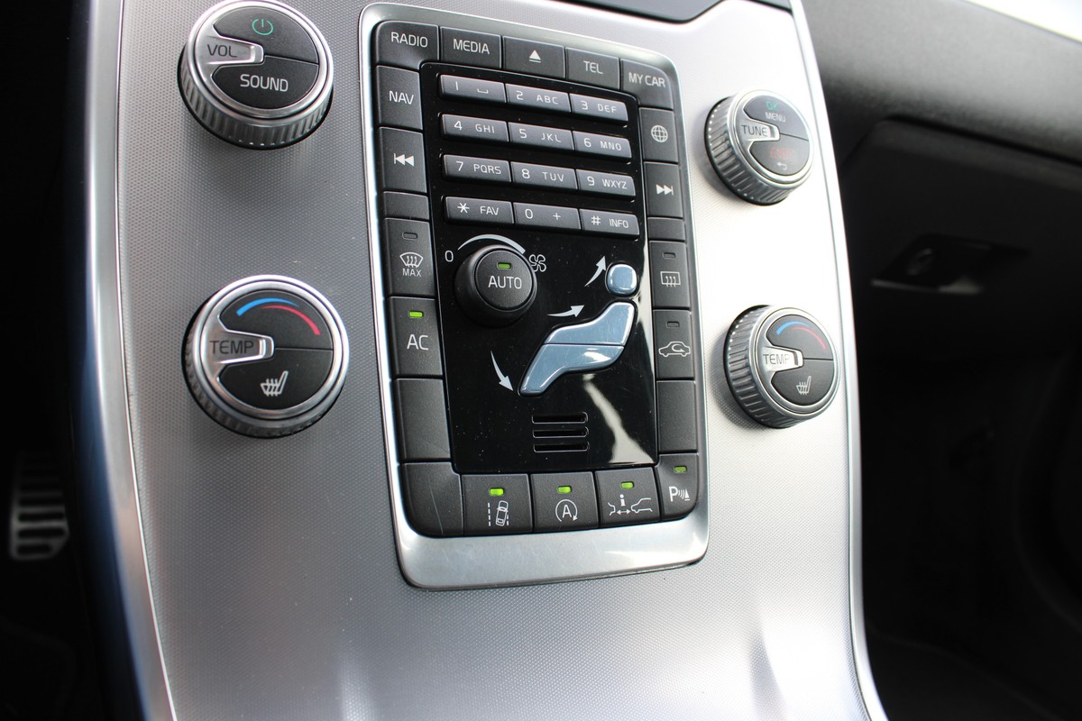 Volvo XC70