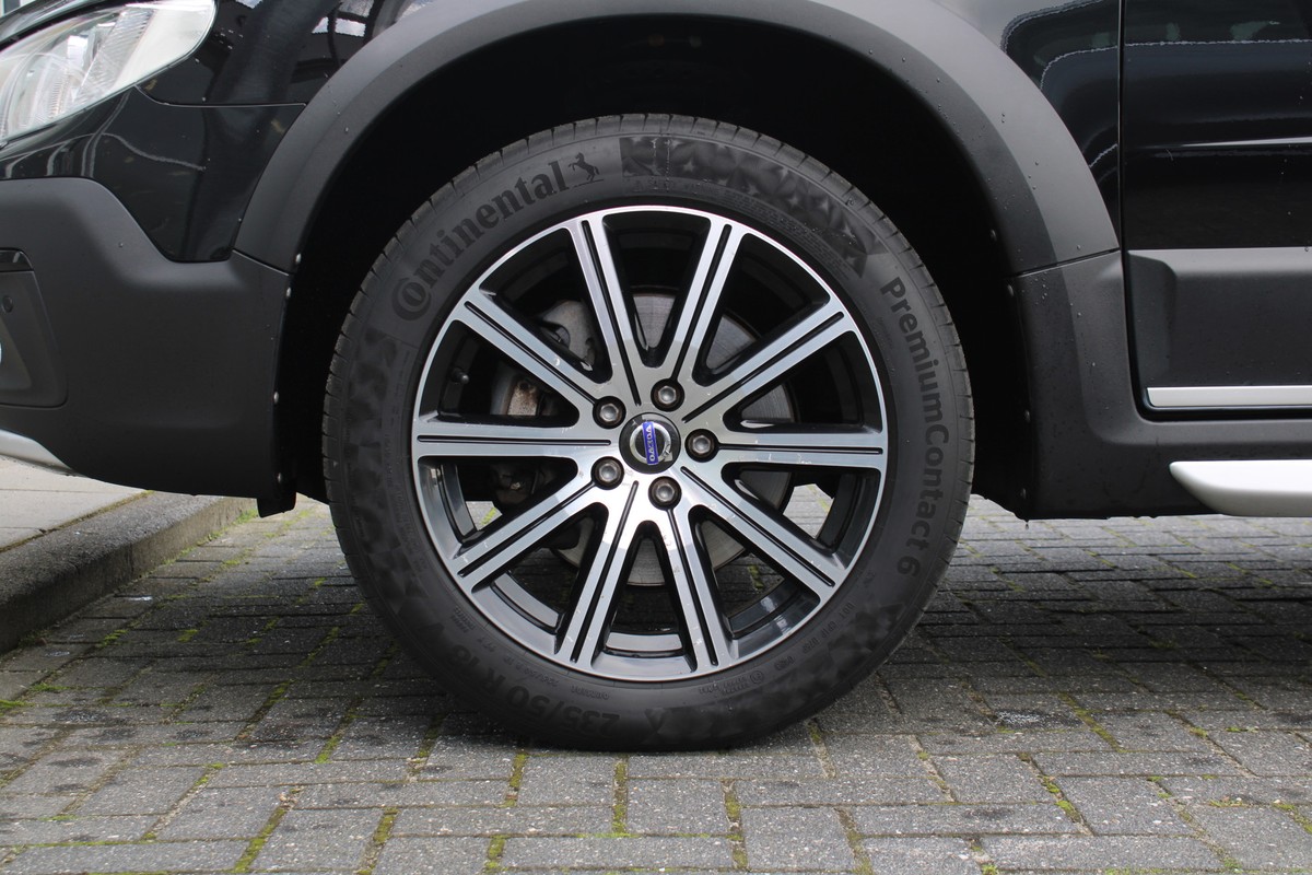 Volvo XC70