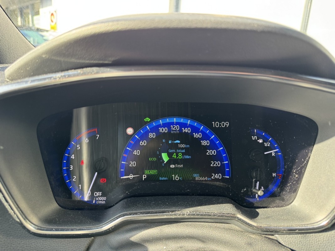 Toyota Corolla Touring Sports