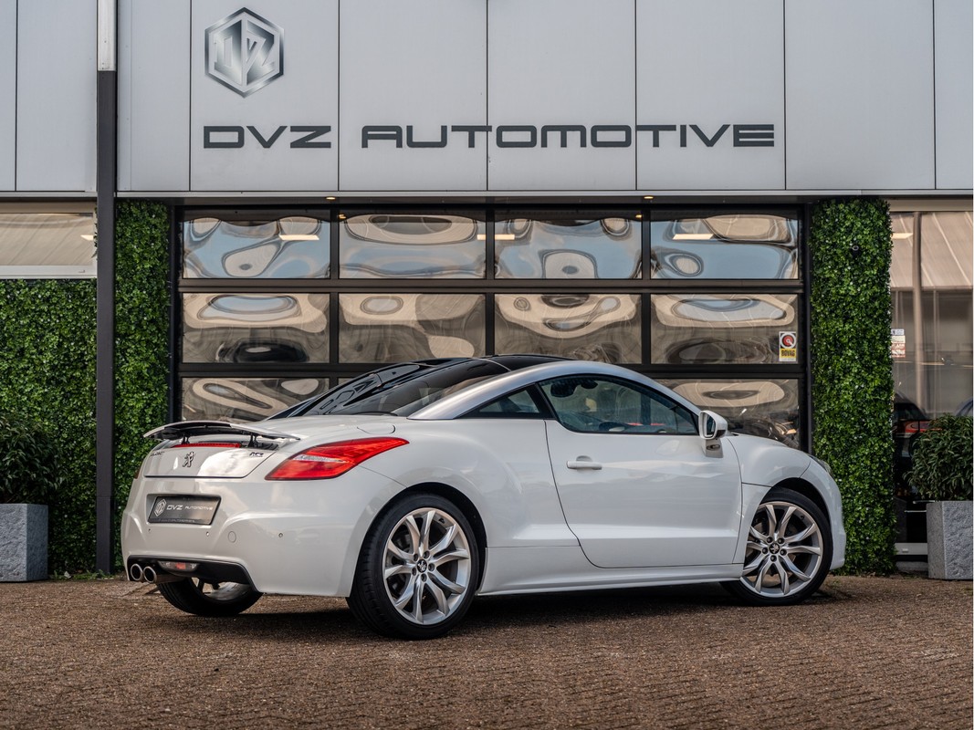 Peugeot RCZ