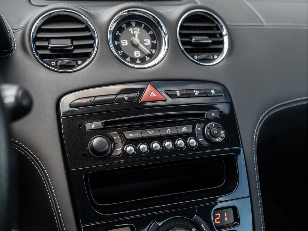 Peugeot RCZ