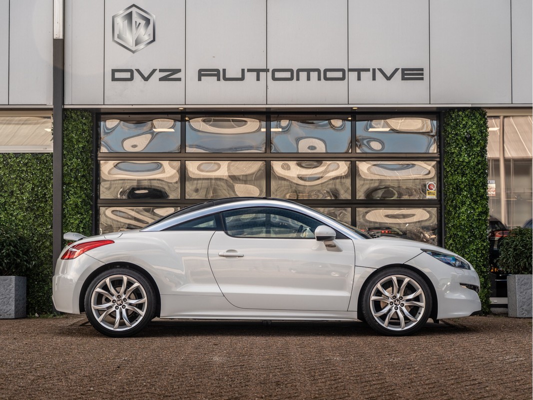 Peugeot RCZ