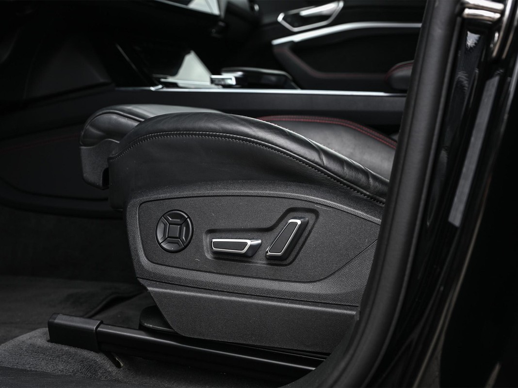 Audi Q8 Sportback e-tron