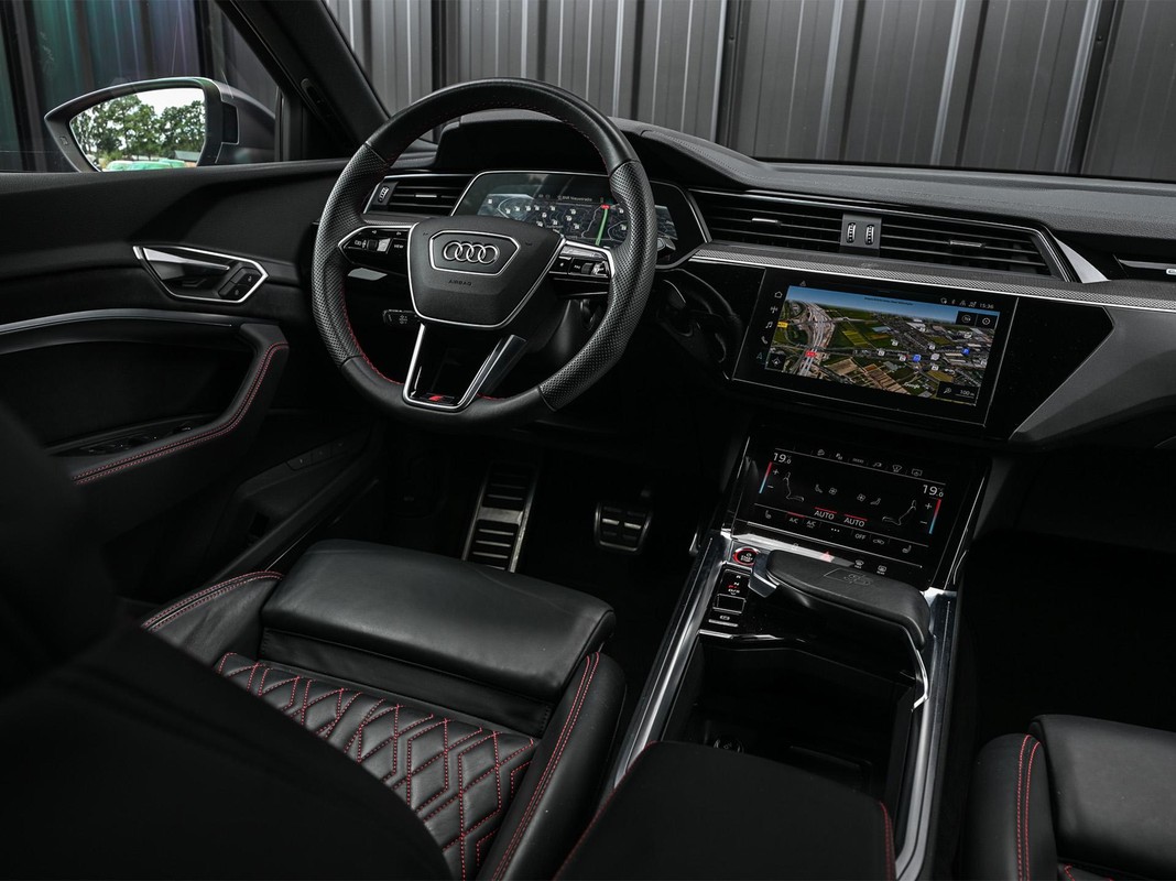 Audi Q8 Sportback e-tron