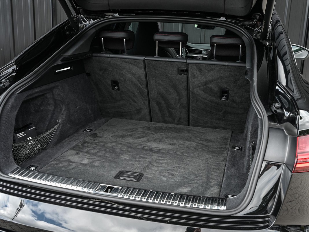 Audi Q8 Sportback e-tron