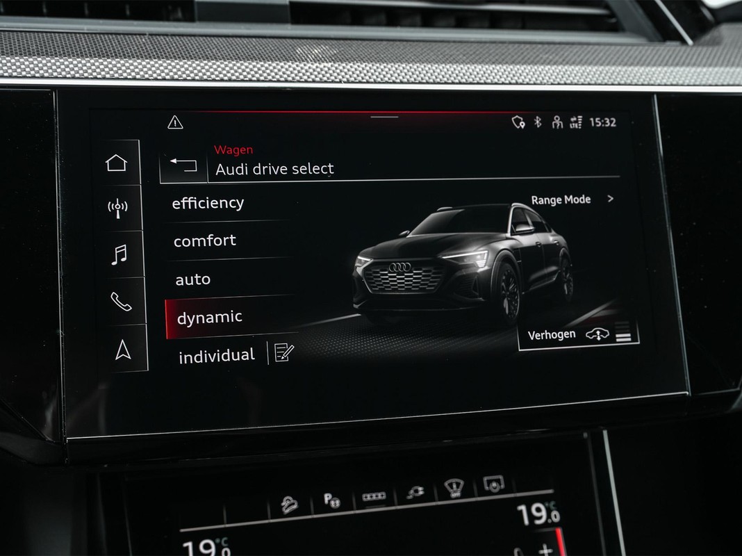 Audi Q8 Sportback e-tron