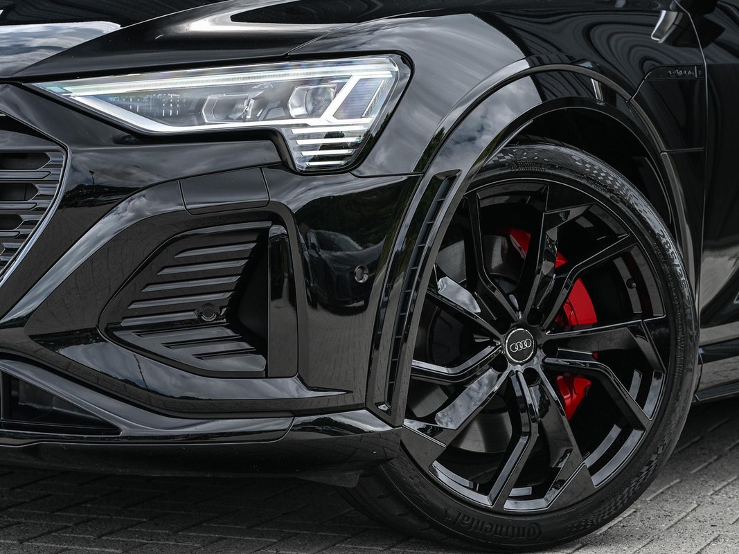 Audi Q8 Sportback e-tron