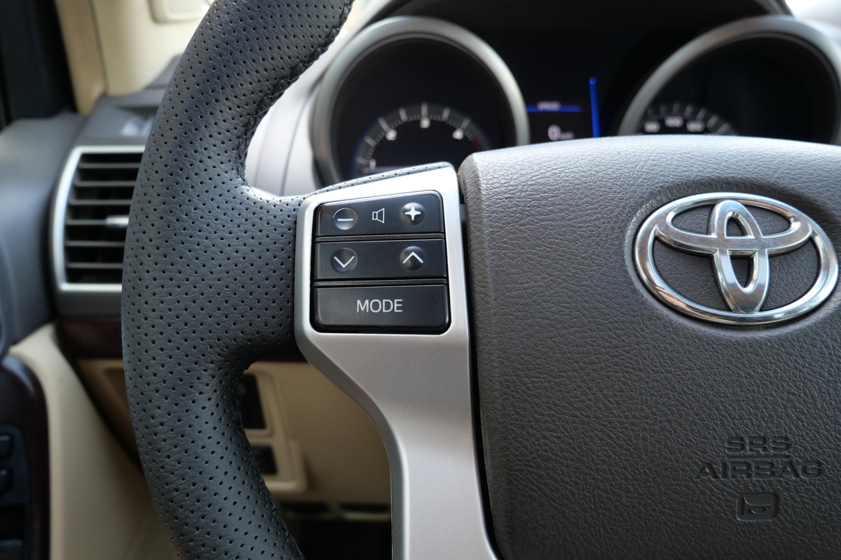 Toyota Land Cruiser