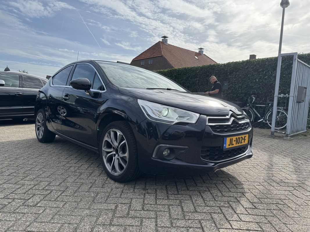 DS DS 4