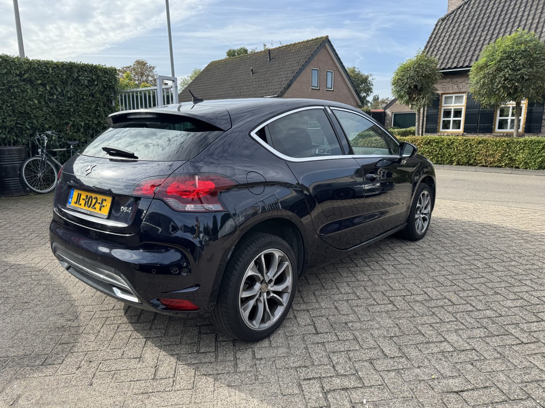 DS DS 4