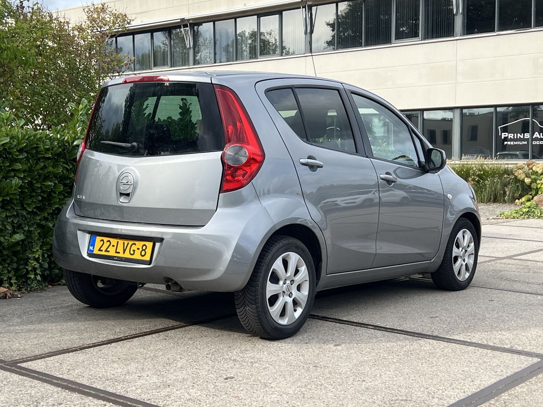 Opel Agila