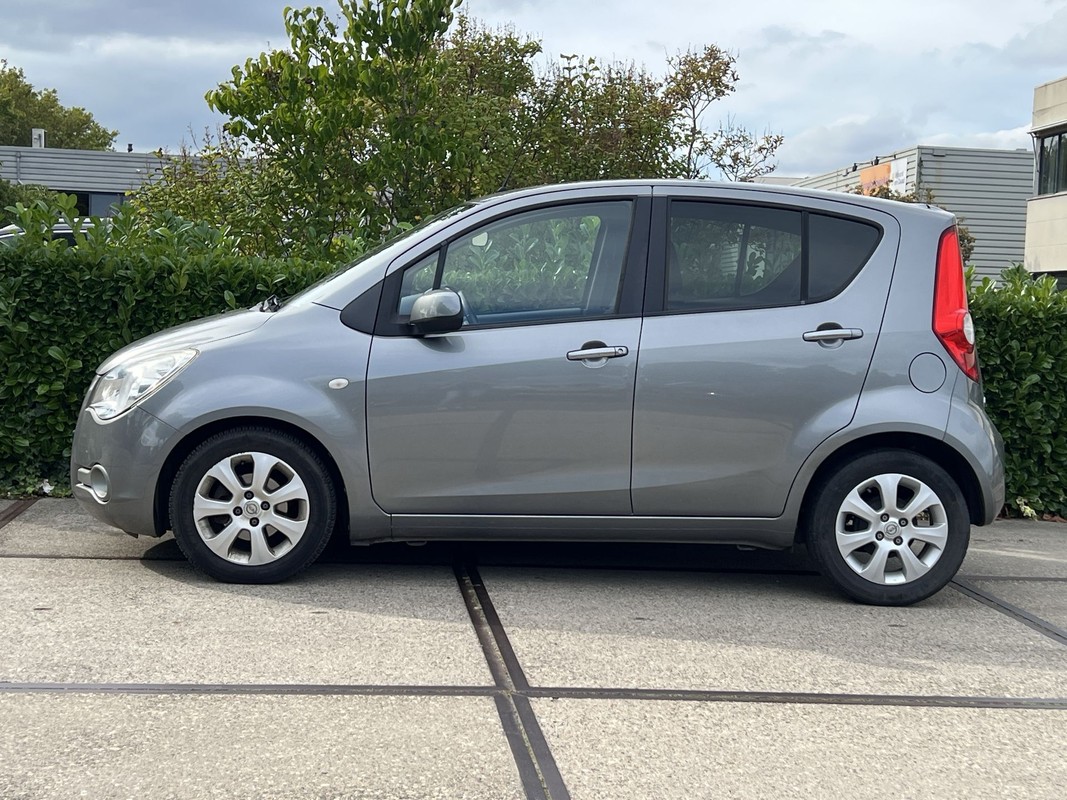 Opel Agila