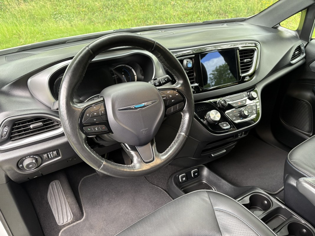 Chrysler Pacifica