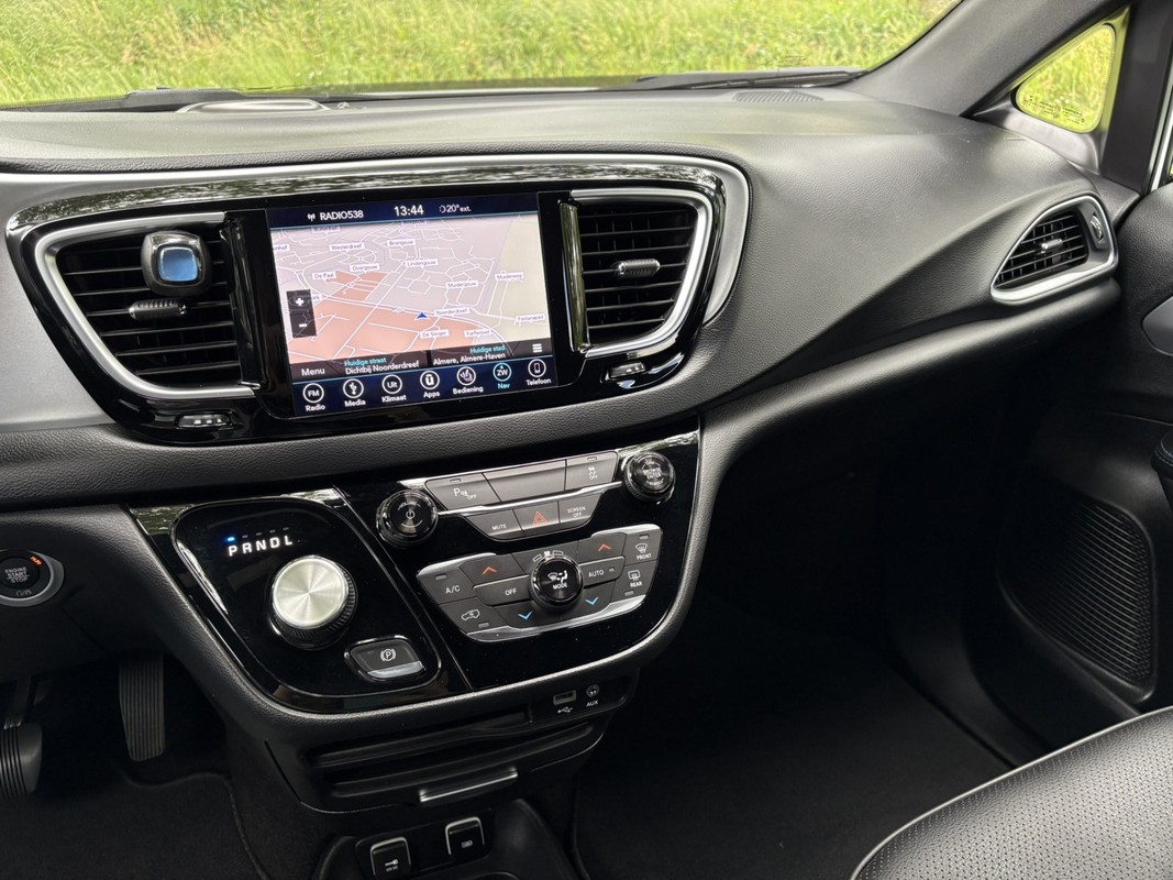 Chrysler Pacifica