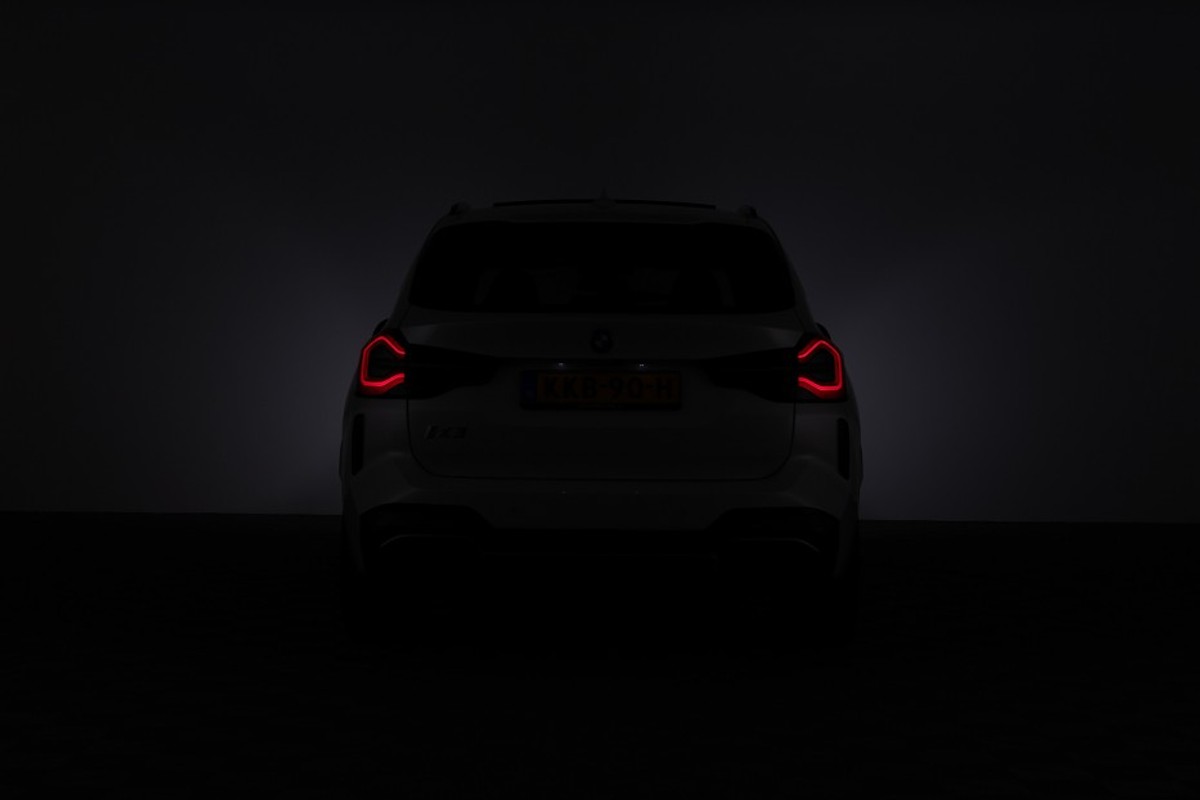 BMW iX3