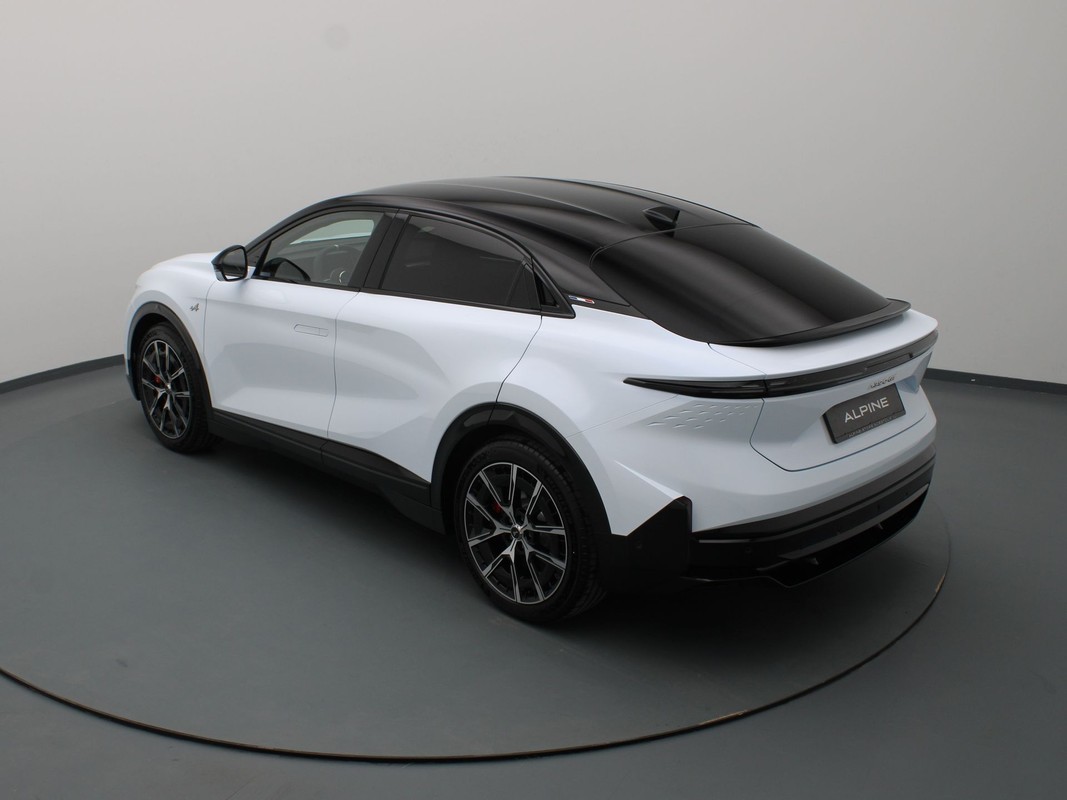 Alpine A390