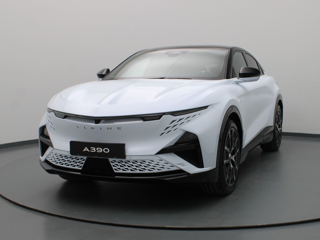 Alpine A390