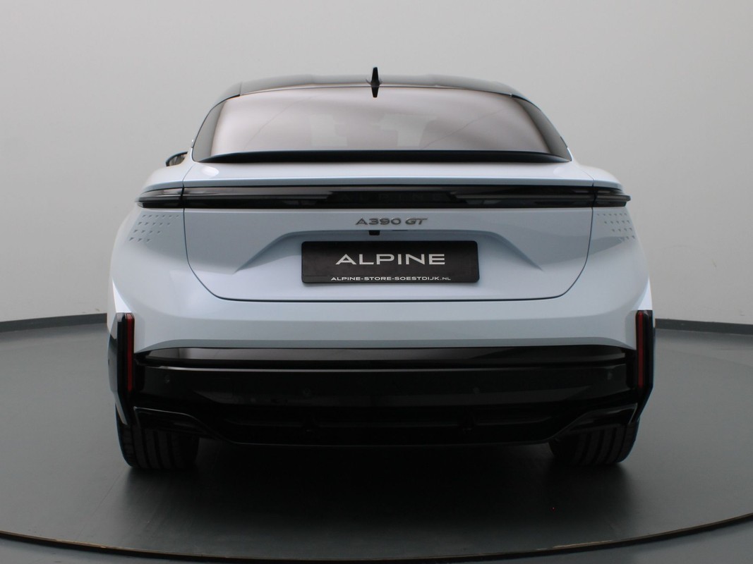 Alpine A390