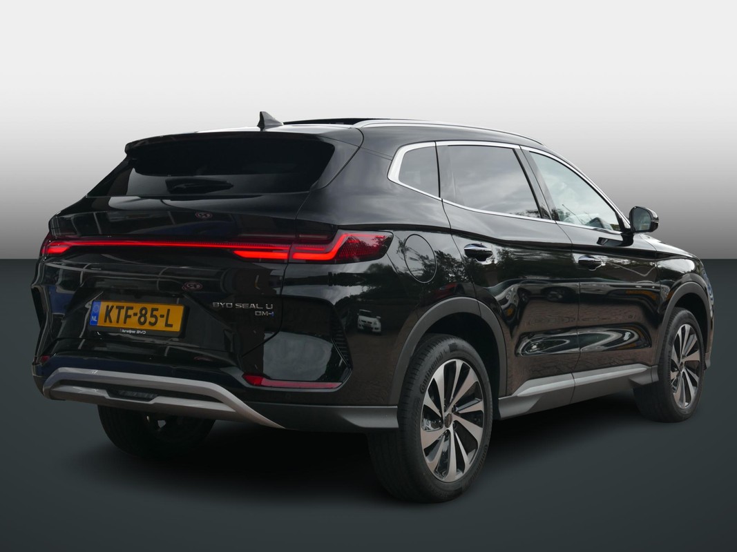 BYD SEAL U