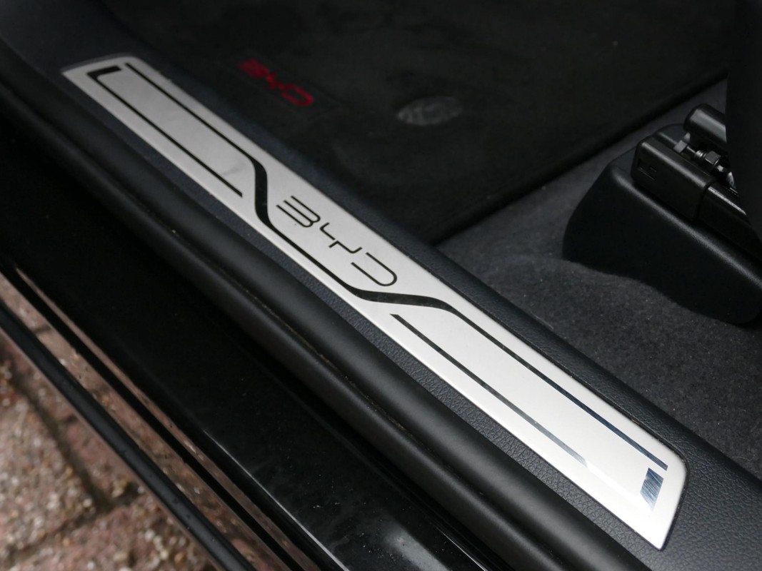 BYD SEAL U