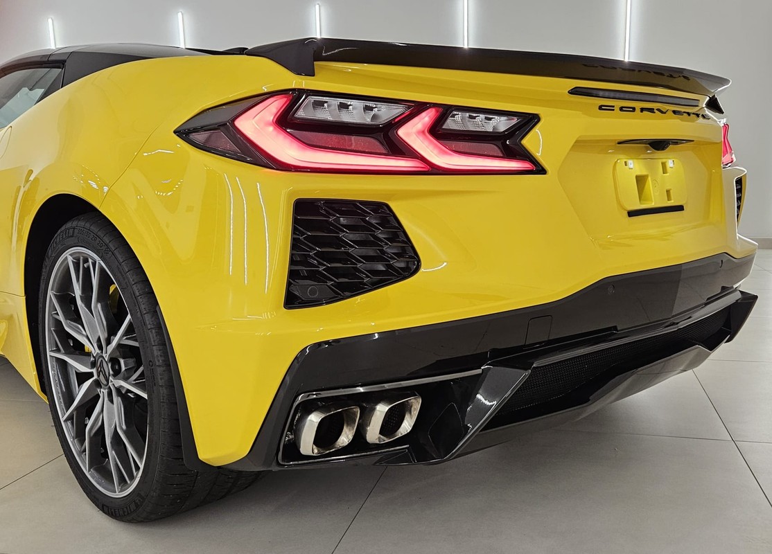 Corvette C8