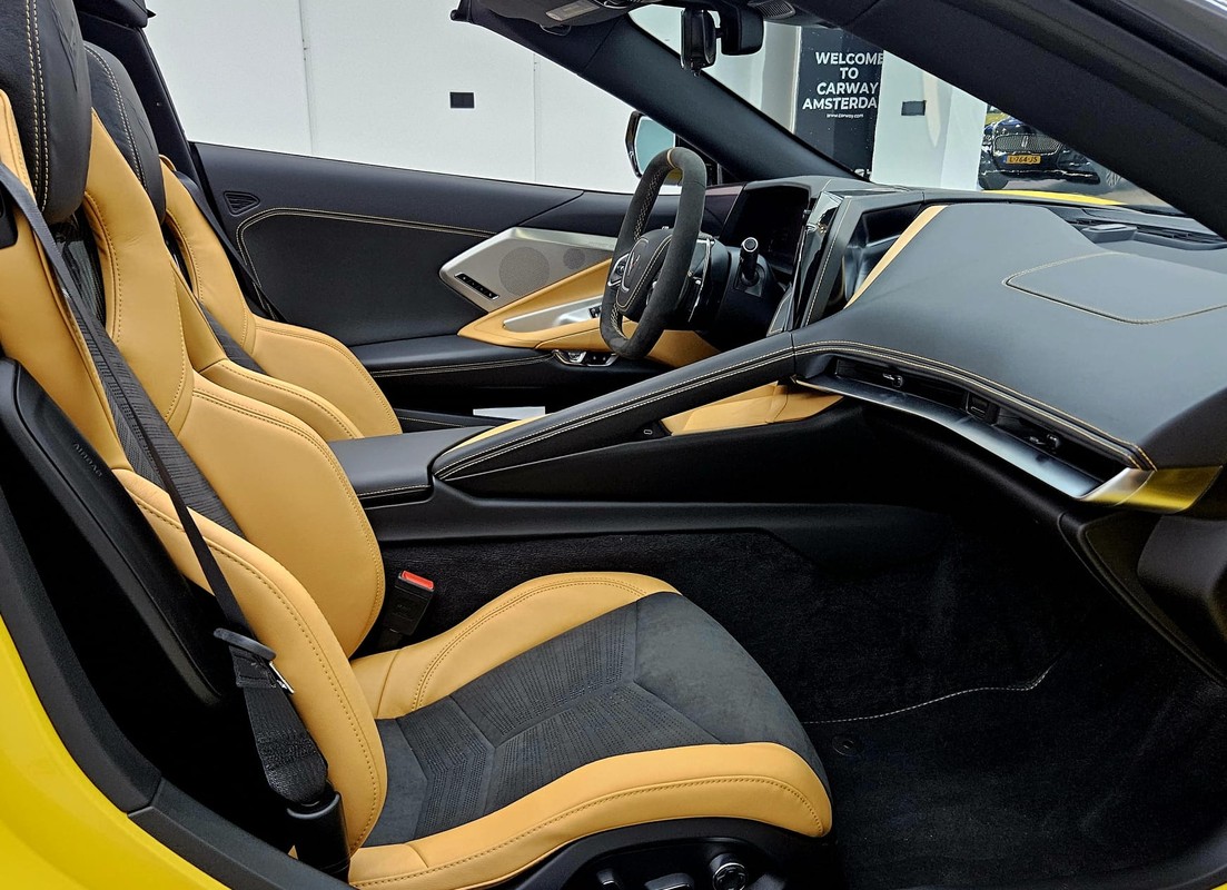 Corvette C8