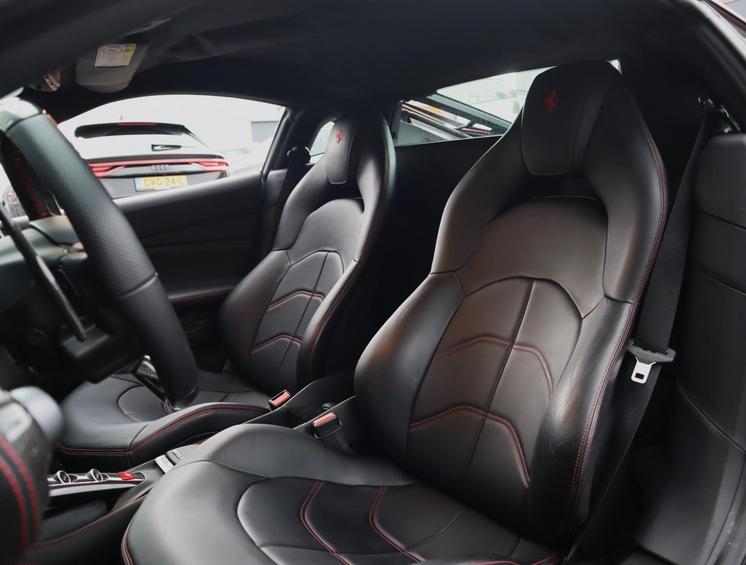 Ferrari 488