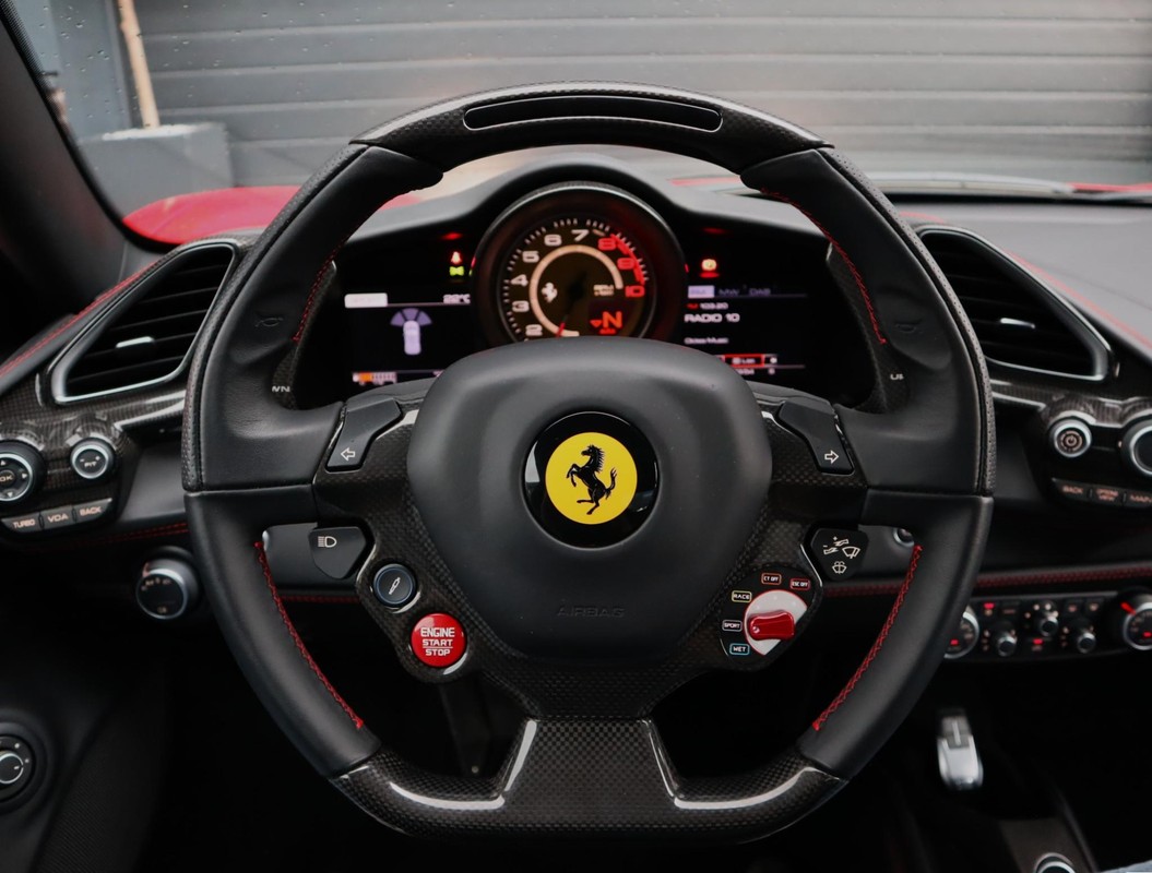 Ferrari 488