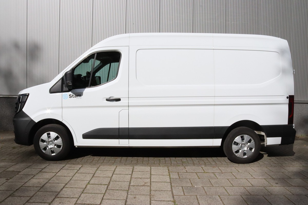Nissan Interstar
