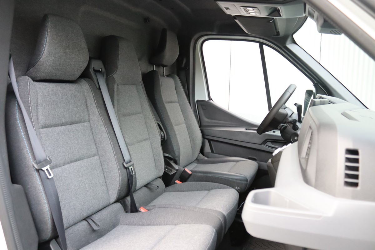 Nissan Interstar