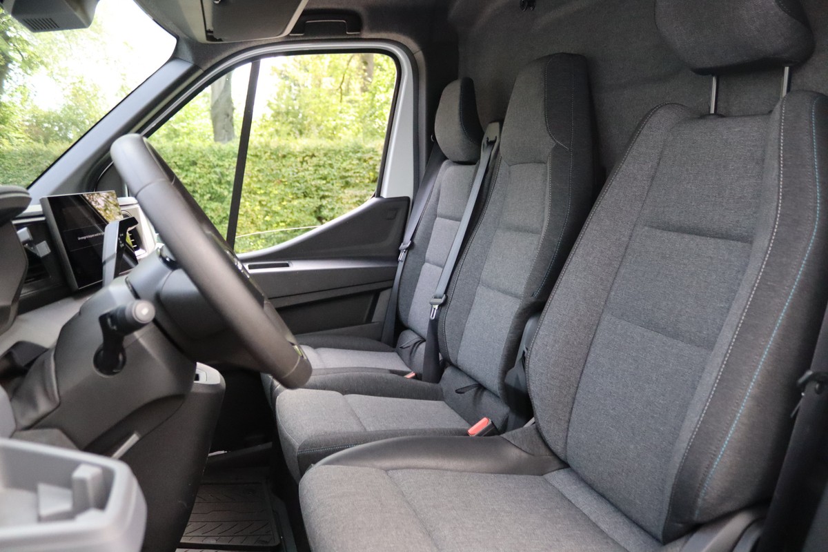 Nissan Interstar