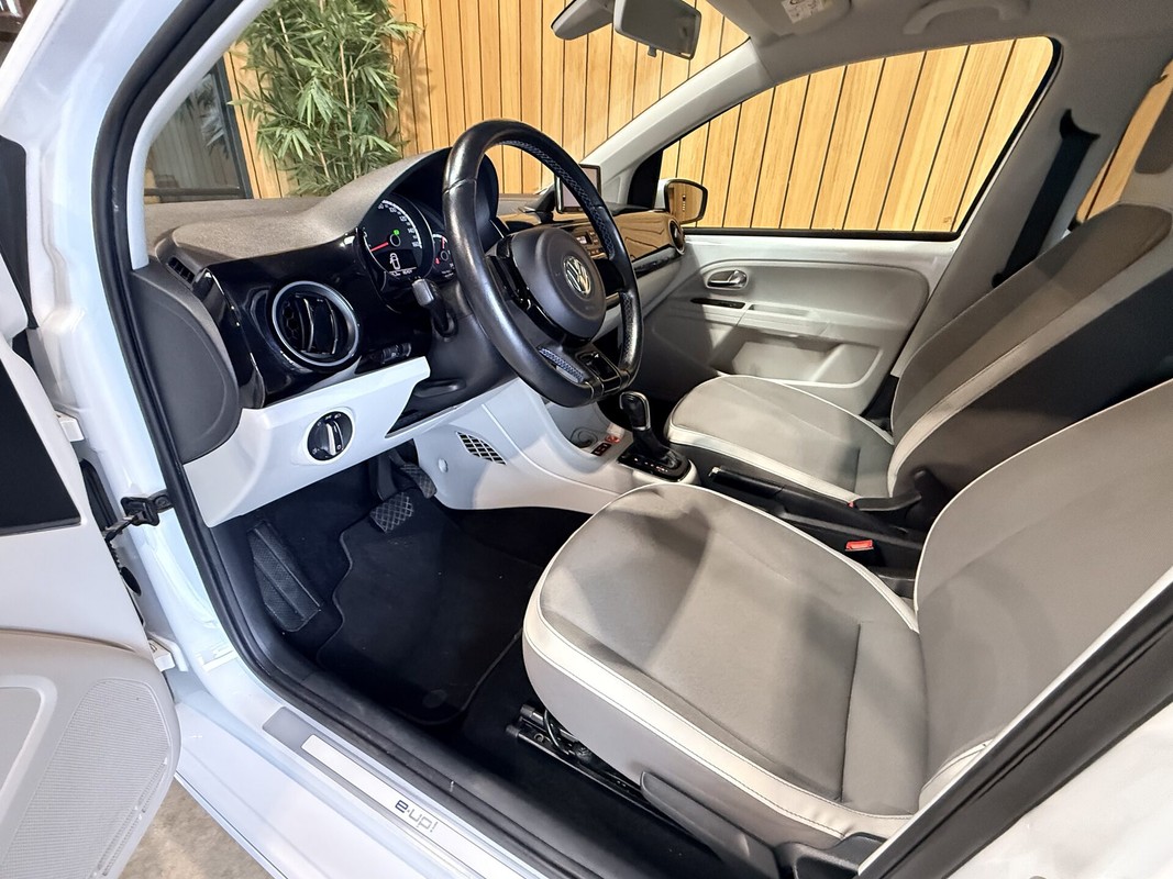 Volkswagen e-up!