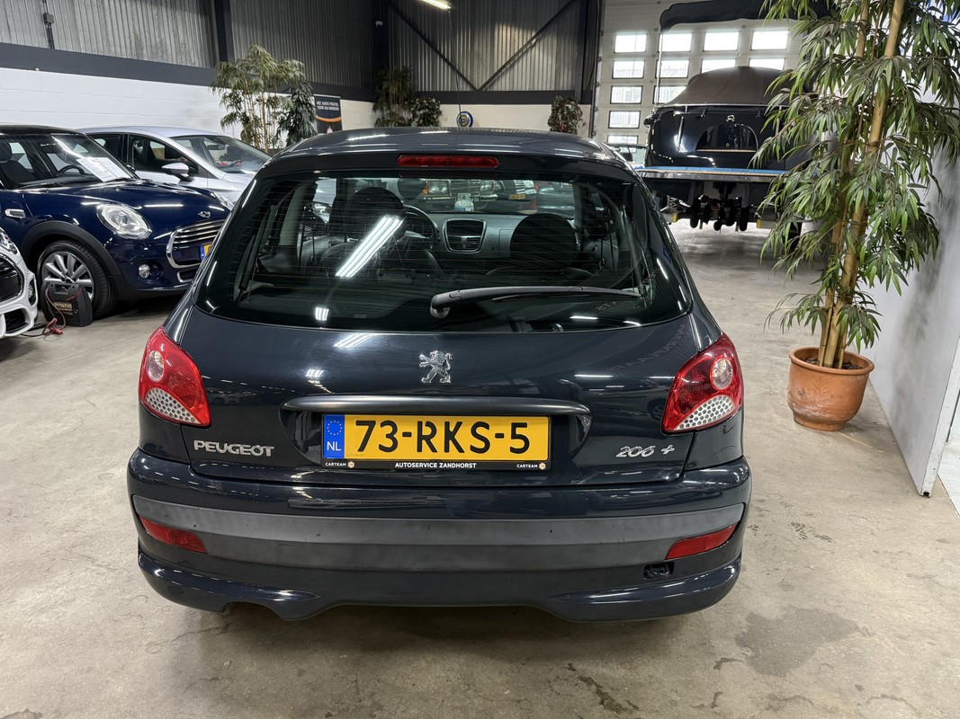 Peugeot 206