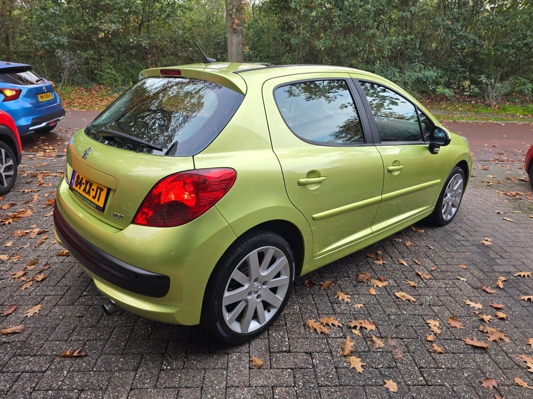 Peugeot 207