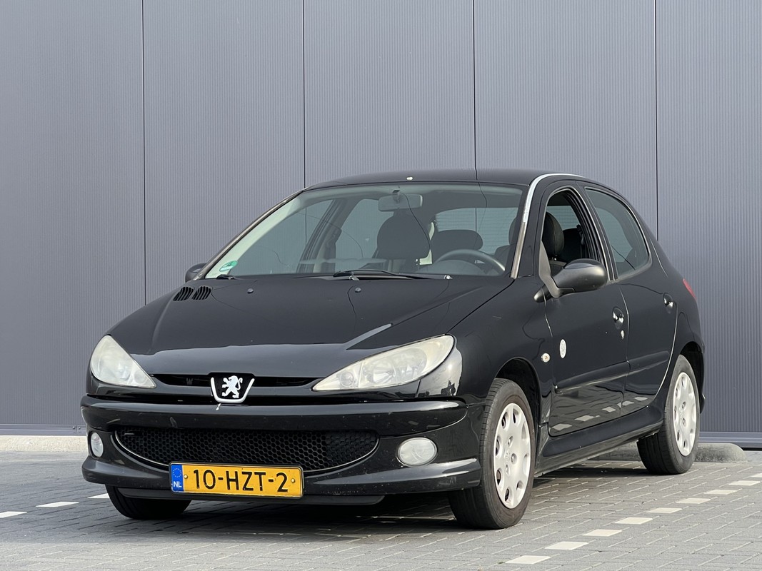 Peugeot 206