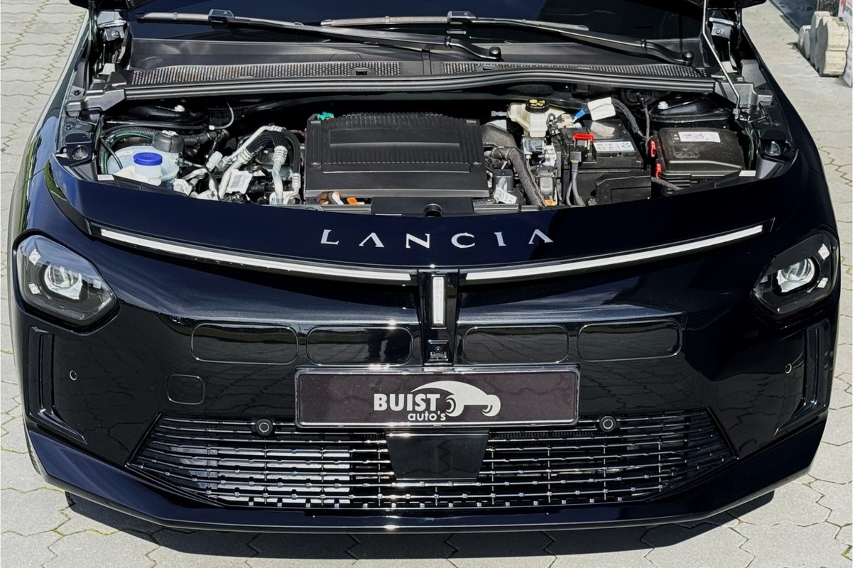 Lancia Ypsilon