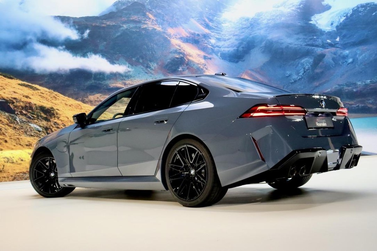 BMW M5