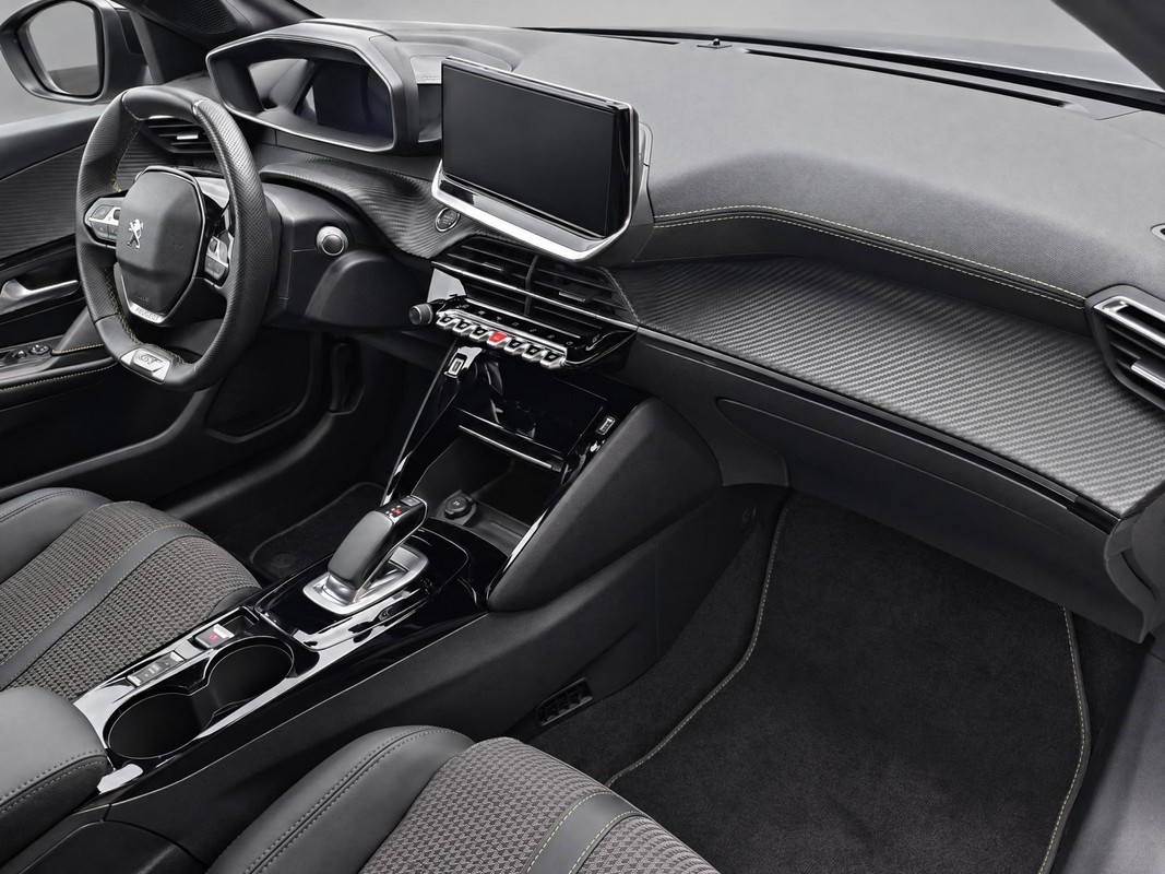 Peugeot e-208