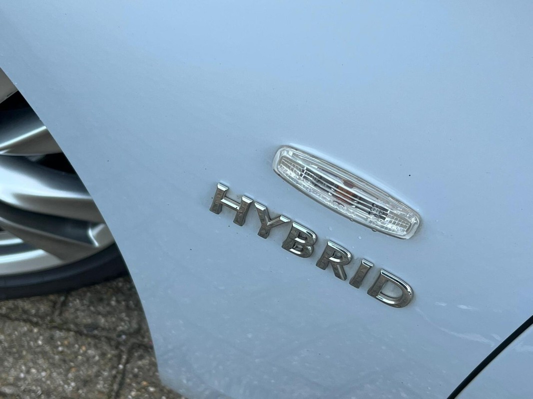 Infiniti M
